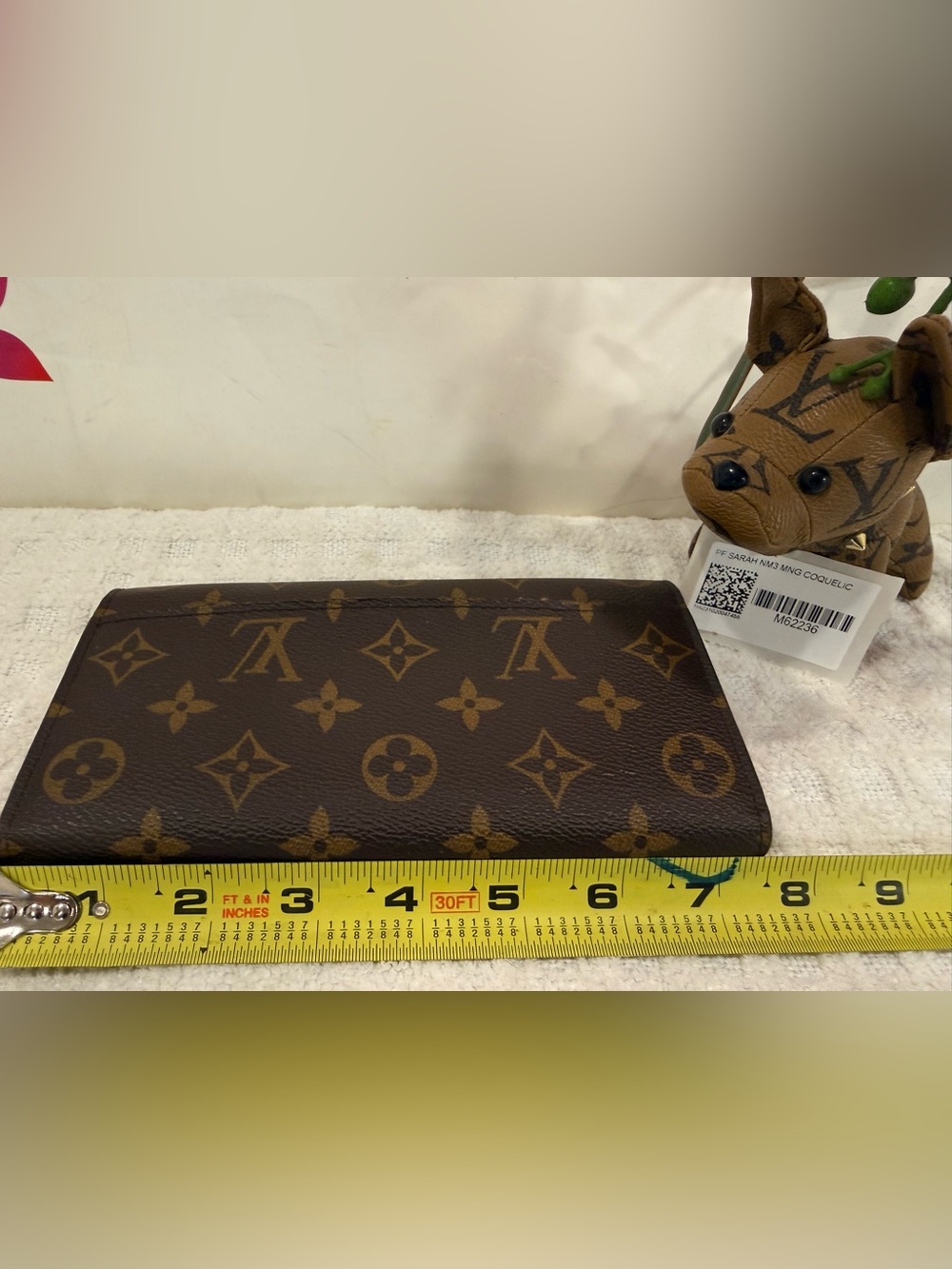 Louis Vuitton Sarah Monogram Wallet with Coquelicot Red interior - Picture 7 of 16